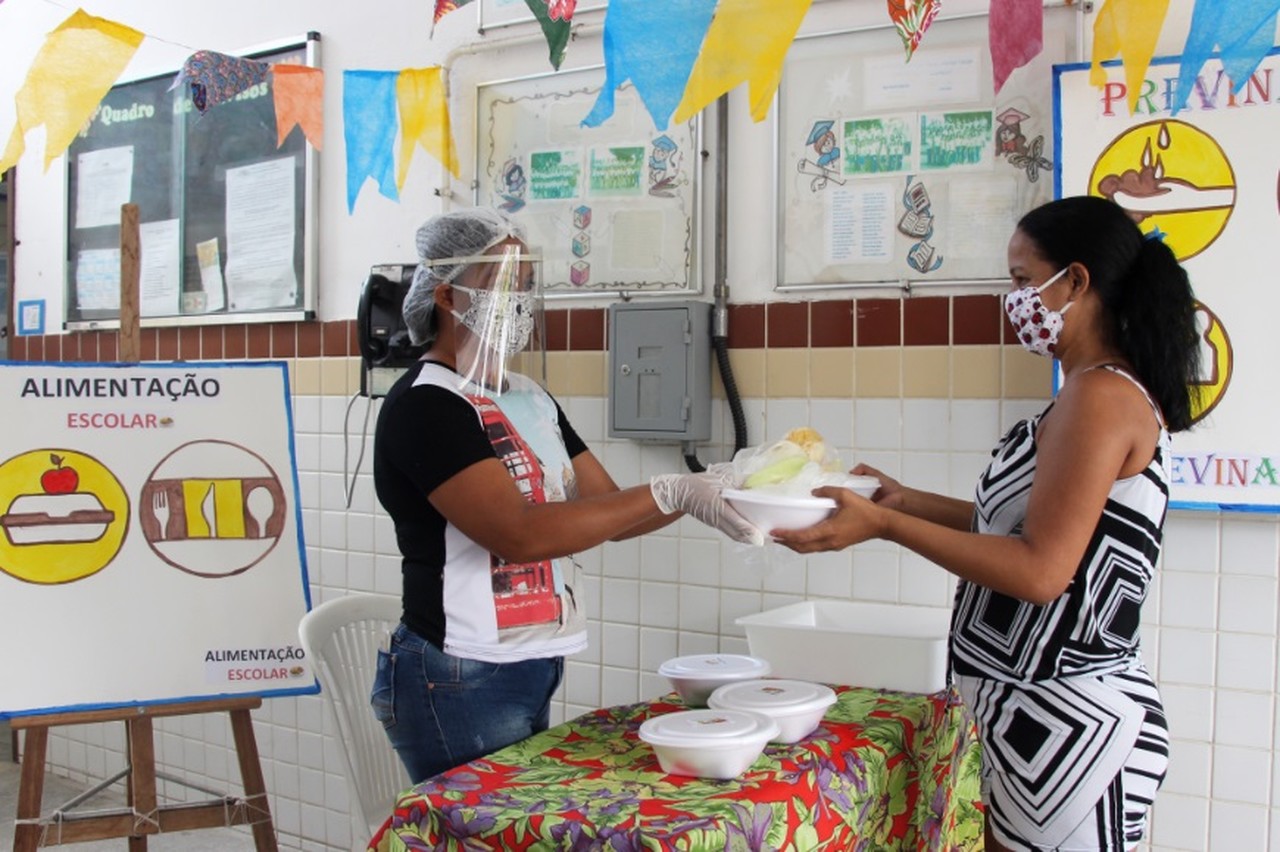 10062020 JP ALIMENTACAO Easy Resize.com - FAZENDO O BEM: Prefeitura de João Pessoa oferece refeições para 65 mil estudantes da rede municipal